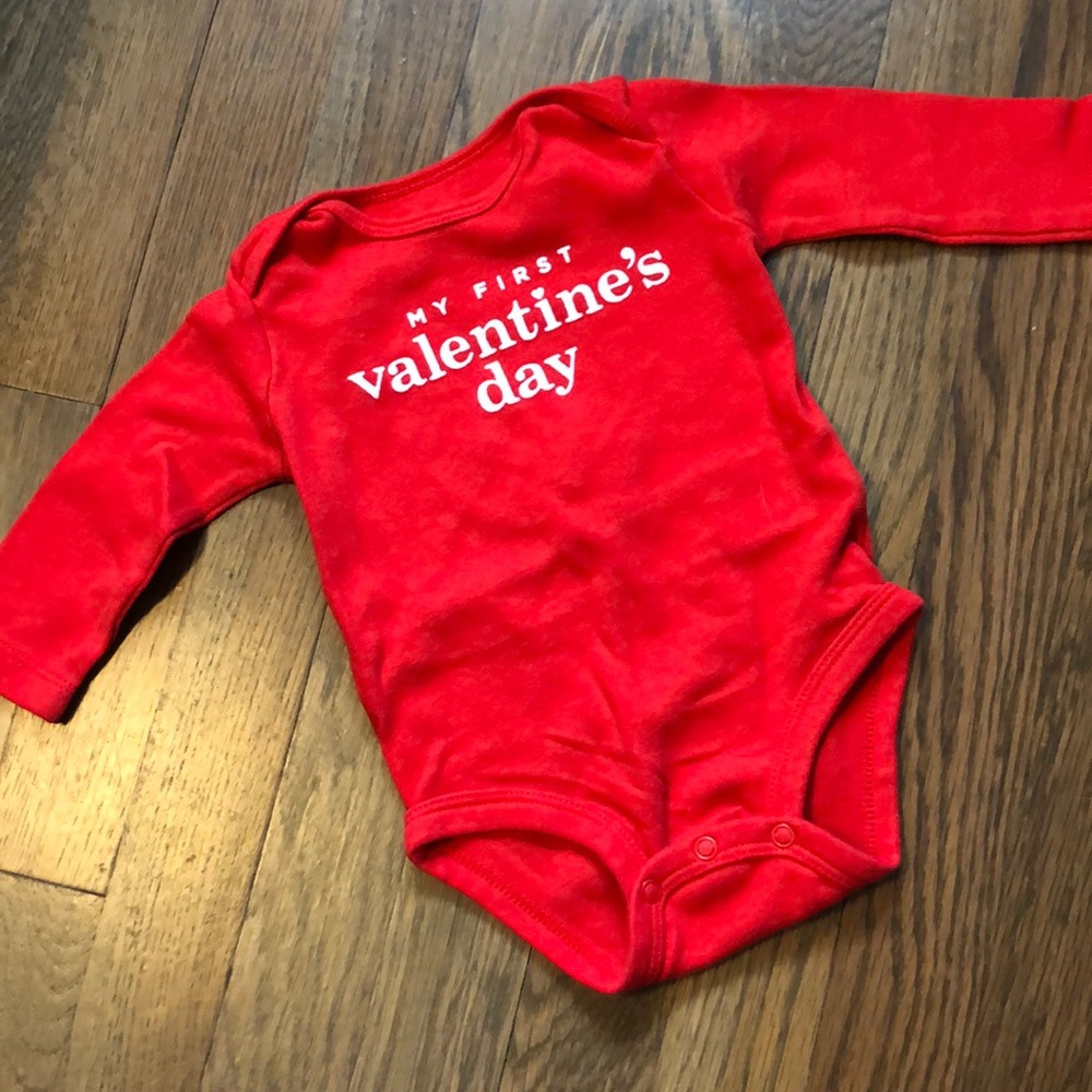 3/$10 ☀️ Carter’s | My First Valentine’s Day Onesie - Picture 4 of 4